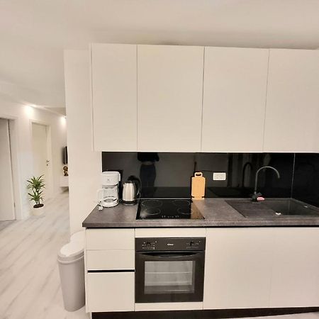 Un Ami Apartman Póla Kültér fotó