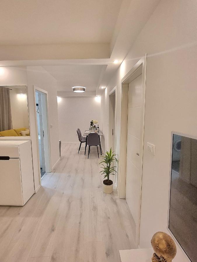 Un Ami Apartman Póla Kültér fotó